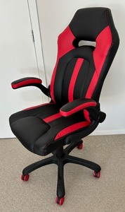 lot 174 image: Gaming Chair  Office Chair