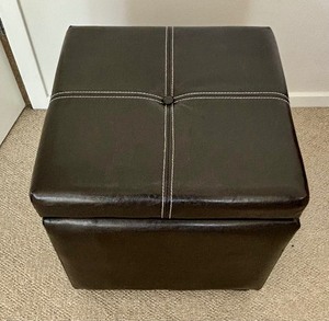 lot 176 image: Hinged Storage Cube  Ottoman by Modway