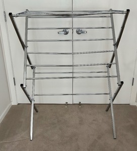 lot 206 image: Chrome Foldable Drying Rack