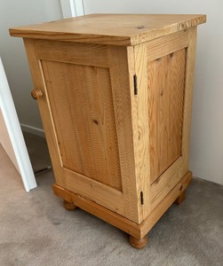 lot 207 image: Petite Wooden Cabinet  Accent Table