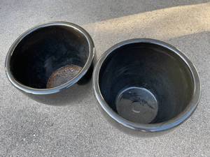 lot 251 image: Two Large Ceramic Planters