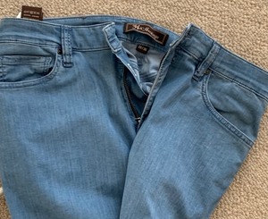 lot 98A image: Five Pairs of Mens Casual Pants and Jeans