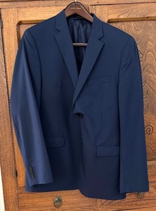 lot 299 image: Three Mens Elegant Sport Coats