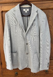 lot 300 image: Four Fine Sport Coats