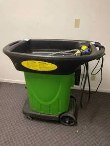lot 1 image: Auto Parts Washer SmartWasher Model 33