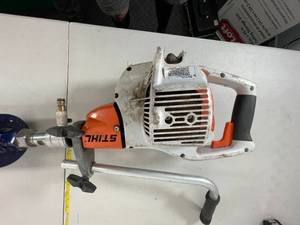 lot 7 image: STIHL BT 45 Lightweight Earth Auger