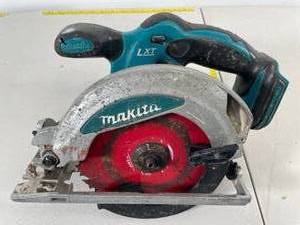 lot 18 image: Makita XSS01 Skill Saw