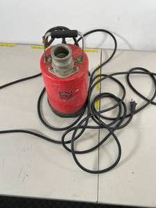 lot 24 image: MQ Submersable Pump