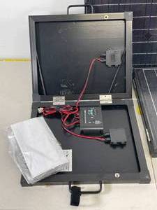 lot 28 image: Nature Power Folding Solar Briefcase, Model SYK40-18MF