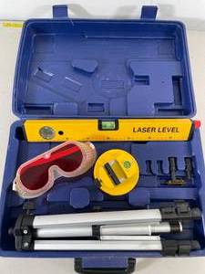 lot 61 image: Laser Level