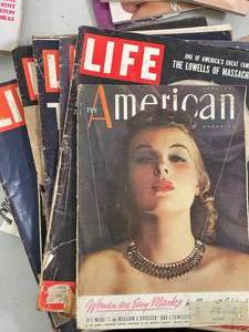 lot 120 image: Magazine bundle Life