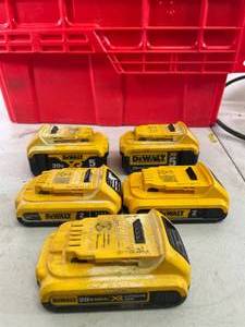 lot 145 image: 5 Dewalt Batteries