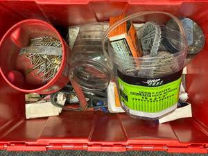 lot 199 image: Screws and nail gun Nails box