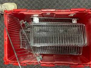 lot 243 image: Box of wire BracketsShelves