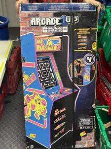 lot 252 image: Ms PacMan in box Unopened