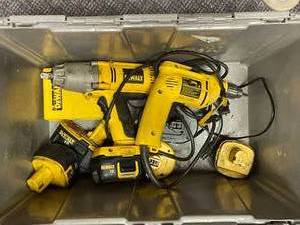 lot 267 image: Older Dewalt Drills And Batterys