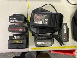 lot 282 image: Battery grab bag in dewalt bag
