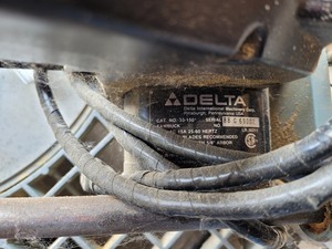 lot 18 image: Delta Reciprocal Saw and Stand