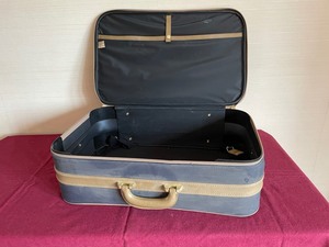 lot 43 image: Blue Suitcase