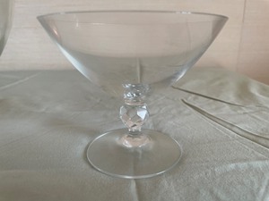lot 7 image: Eleven Orrefors Drop Champagne or Sherbet Glasses