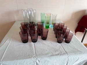 lot 207 image: Drinkware