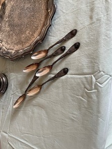 lot 211 image: Silver plated holloware - 1881 Rodgers A1 Silver Platted Spoons