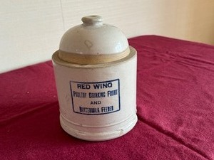 lot 62 image: Red Wing Pottery poultry Drinking Fount and Buttermilk Feeder