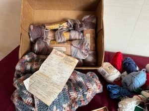 lot 64 image: CrochetKnitting Collection