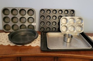 Metal bakeware