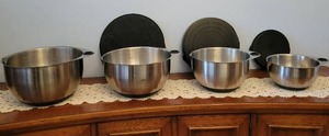 Pampered Chef stainless steel mixing bowls