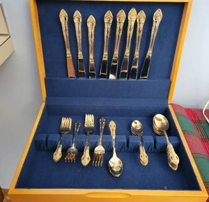 Gold flatware