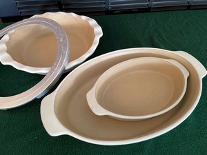 Pampered Chef  Stoneware--oval casseroles and pie plate