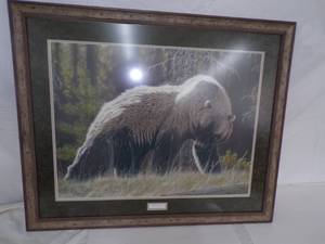 lot 32 image: Grizzly Bear Picture Frame- High Country Grizzly by Randy Fehr 400550
