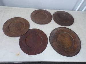 lot 54 image: Hand Hammered Antique Metal Plates - Quantity 5