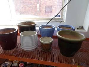 lot 57 image: 7 Flower Pots - Pottery