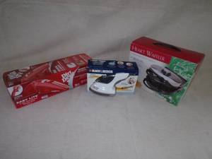 lot 119 image: Dirt Devil, Heart Waffle Maker, Black & Decker Gimo