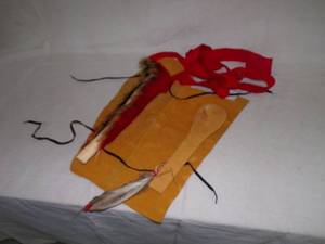 lot 148 image: Vintage Native American Head Piece