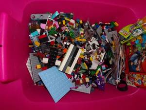 lot 151 image: Pink Tote of Legos