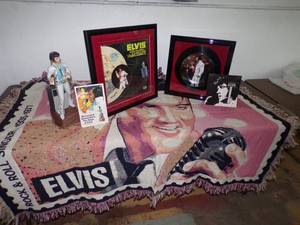lot 155 image: Elvis Lot