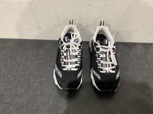 lot 274 image: USED Skechers Womens DLites Interlude Sneaker SIZE 7