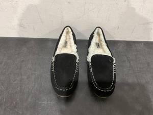 lot 277 image: USED Koolaburra Lezly Black