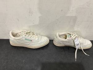 lot 295 image: Reebok Unisex Club C 85 Sneaker SIZE 12