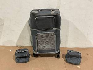 lot 132 image: USED Vanansa Pet Carrier on Wheels, 2-in-1 Detachable Double Compartment