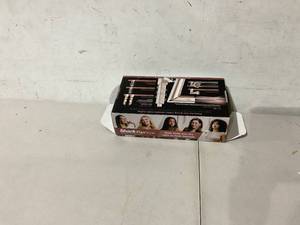 lot 450 image: USED Shark FlexStyle Air Drying & Styling System