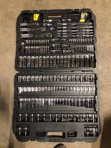 lot 12 image: DEWALT Chrome Vanadium Mechanics Tool Set (192-Piece) Customer Returns See Pictures