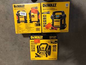 lot 15 image: Lot of 3 DEWALT 1600 Peak Amp Jump Starter with Digital Compressor and USB Power Bank  Customer Returns See Pictures