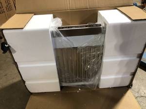 lot 36 image: iKTCH 30 in. 900 CFM Ducted Under Cabinet Range Hood in Stainless Steel 4 Speed Gesture Sensing and Touch Control Panel   Customer Returns See Pictures