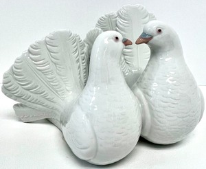 LLARDO Couple of Doves Figure #1001169 with Box