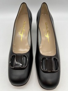 New SALVATORE FERRAGAMO - Logo Buckle Black Pumps 7 12 A2 - ITALY