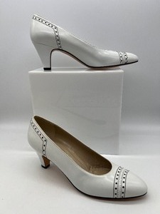 New SALVATORE FERRAGAMO - White Pumps 7 12 AA - ITALY